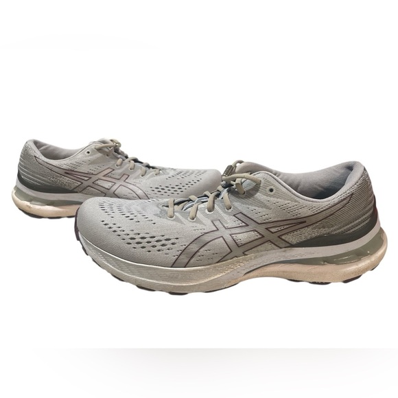 ASICS Gel Kayano - Picture 1 of 5